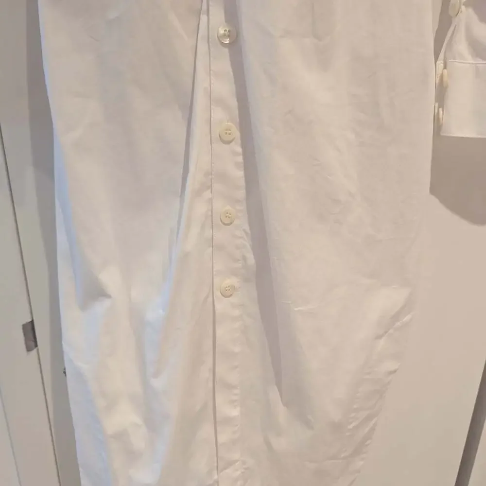 White STAUD long Clea Ruched Shirtdress - Picture 4 of 4